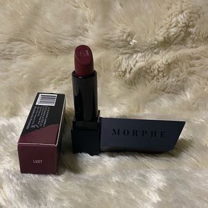 Morphe Matte Lipstick- Lust